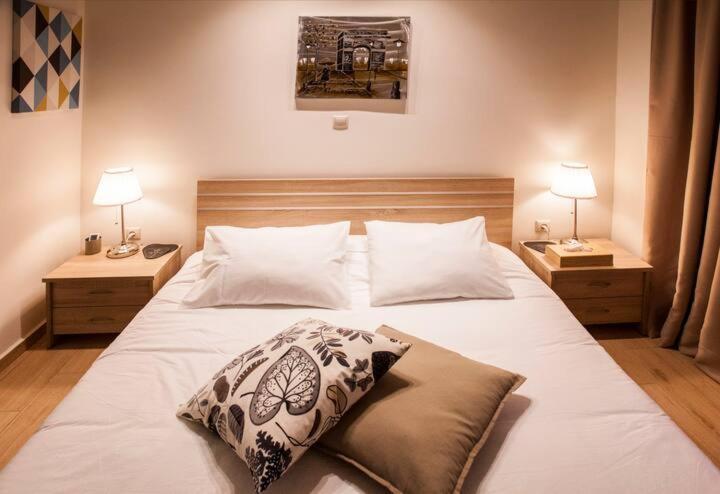 Facadoro Apartments Атина Екстериор снимка