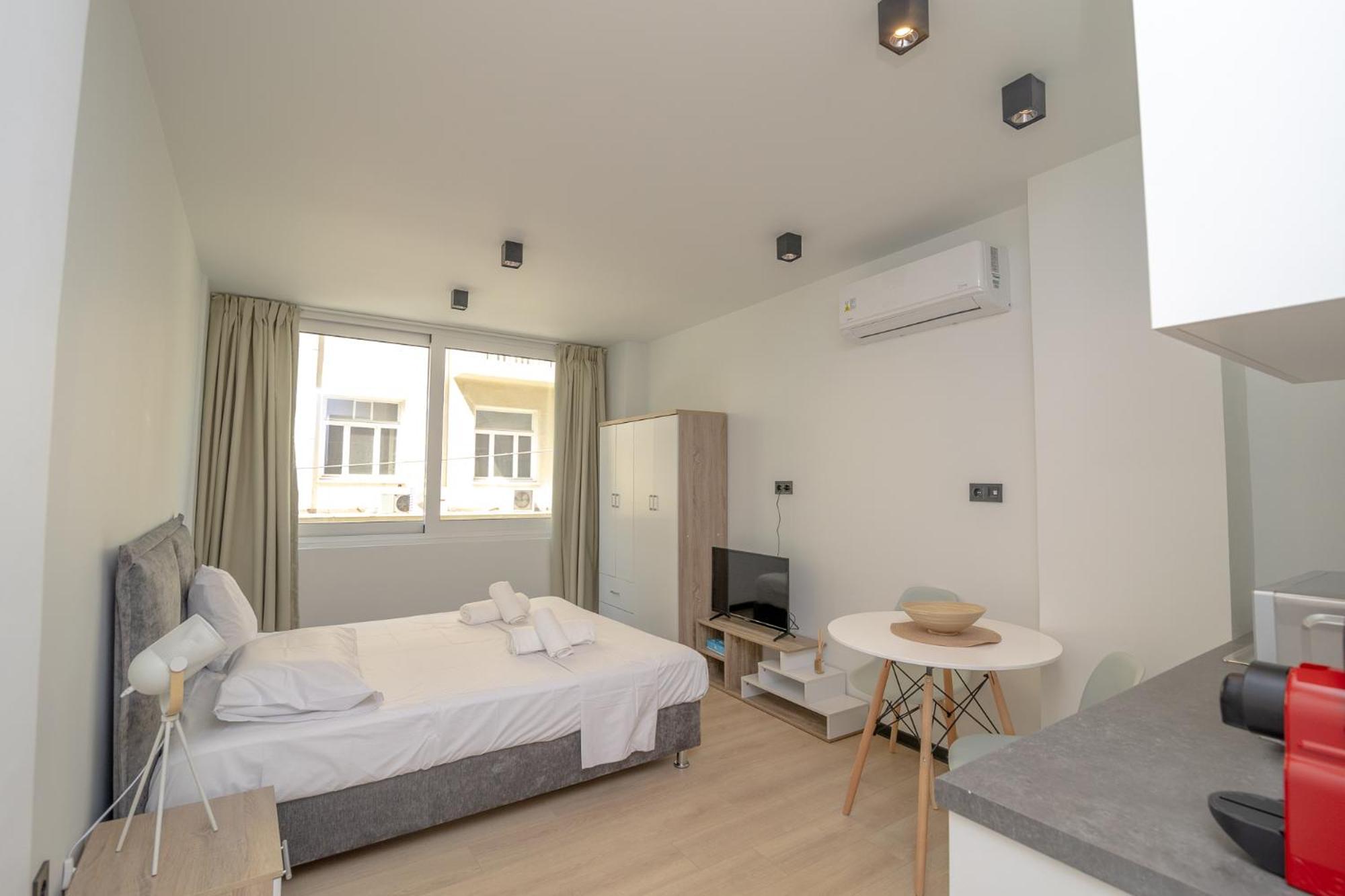 Facadoro Apartments Атина Екстериор снимка