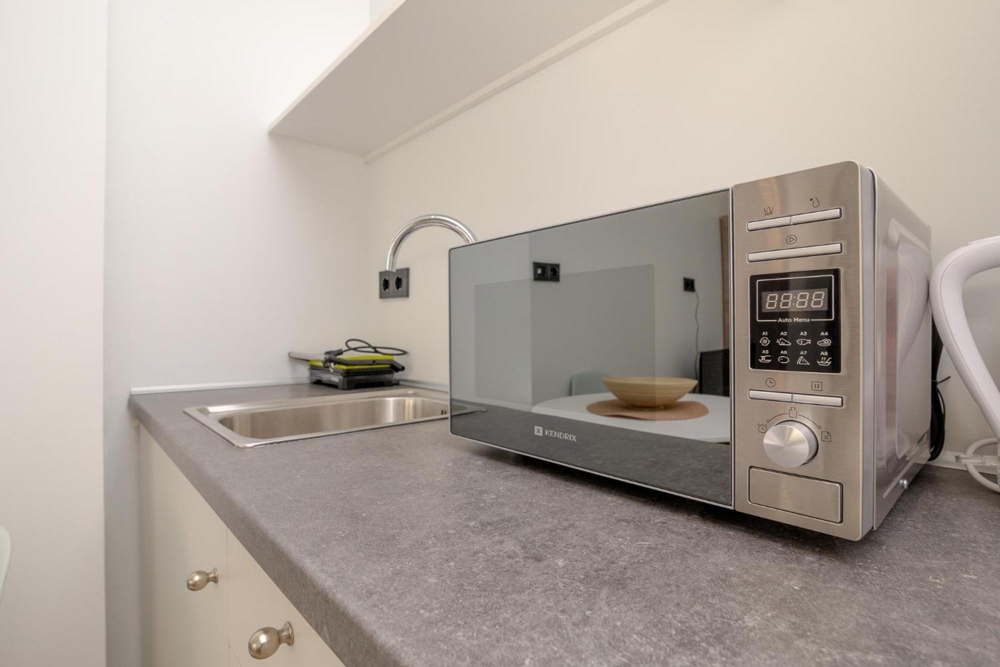 Facadoro Apartments Атина Екстериор снимка