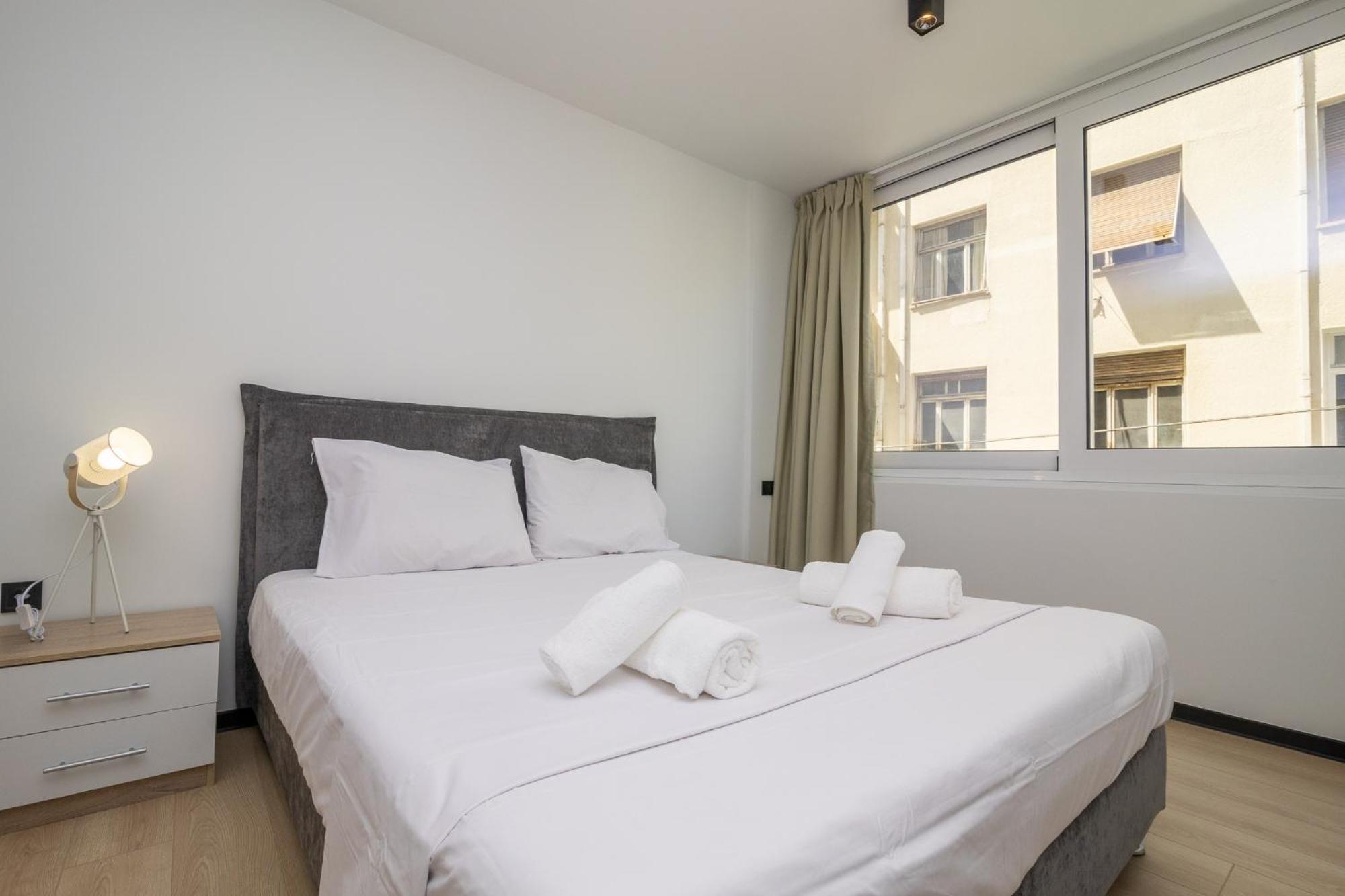 Facadoro Apartments Атина Екстериор снимка